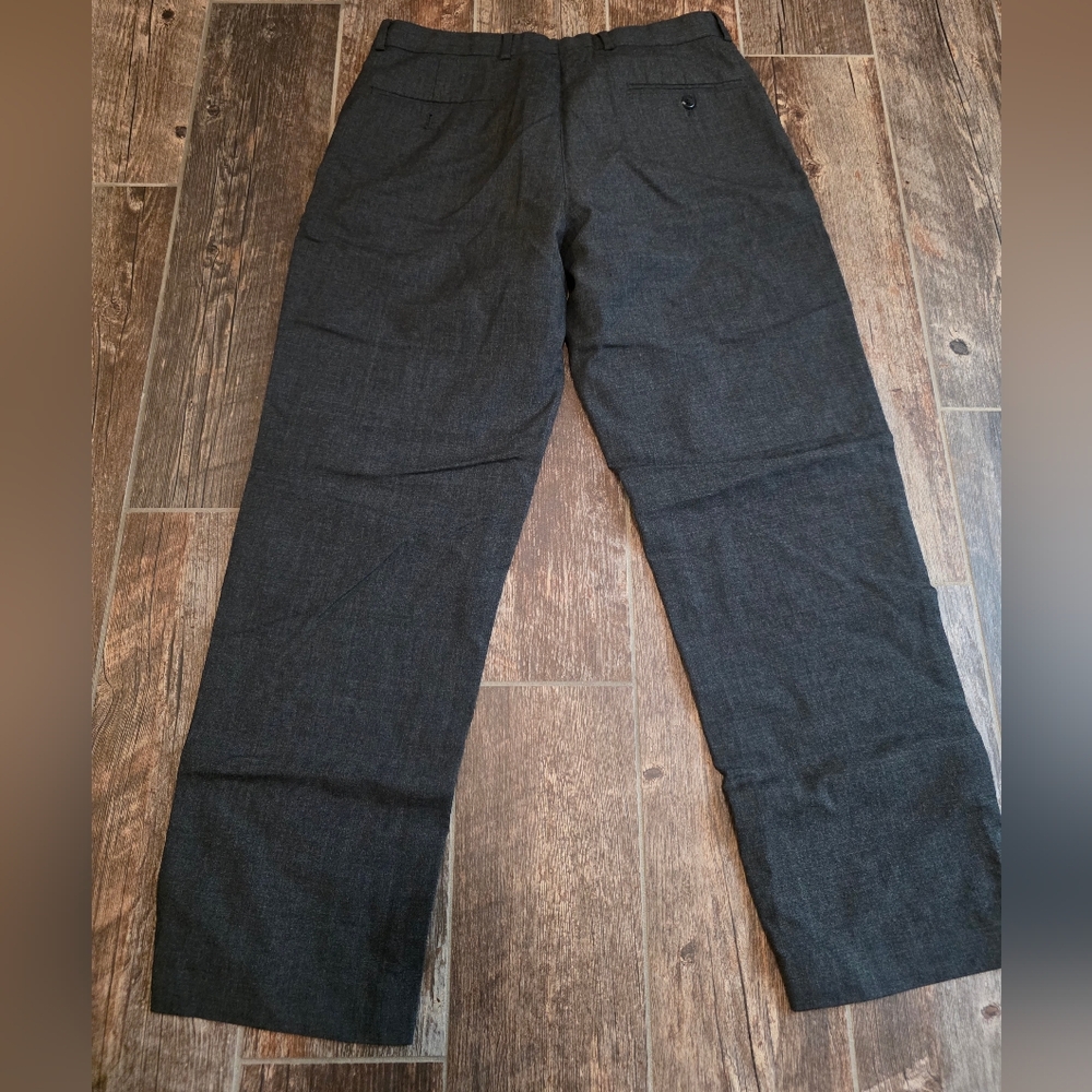 Mens Stafford Charcoal Dress Pants (34×29) - Picture 2 of 4